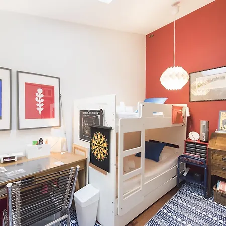 Veeve - Kandinsky Style Apartment